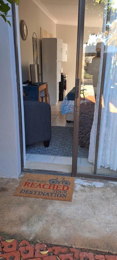 The Cottage Unit Bloemfontein Eksteriør bilde