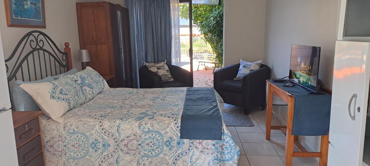 The Cottage Unit Bloemfontein Eksteriør bilde