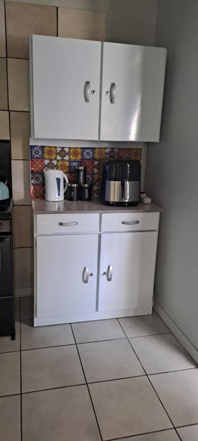 The Cottage Unit Bloemfontein Eksteriør bilde